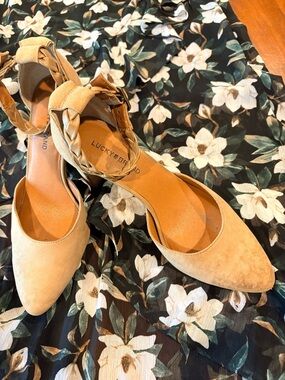 Lucky Brand Women's Tan Braided Ankle-Strap Pointed Flats, Size 8